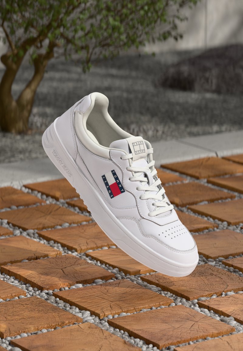 Tommy Jeans - Trainers - white, Enlarge