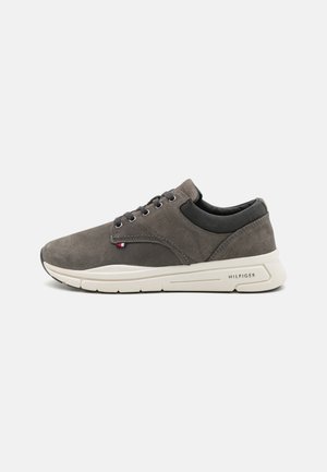 COMFORT HYBRID SHOE - Sneakers laag - dark ash