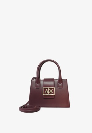 Borsa in faux leather bordeaux con logo AX in tonalità oro, manici superiori e tracolla rimovibile. Forma strutturata, texture liscia.