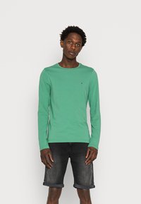 Tommy Hilfiger SLIM FIT LONG SLEEVE TEE - Camisola de manga comprida - central green
