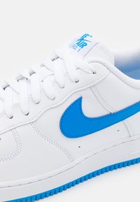 Nike Sportswear AIR FORCE 1 '07 - Sneakers - white/photo blue