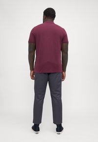 Pier One BASIC 2 PACK - Poloskjorter - bordeaux/dark blue