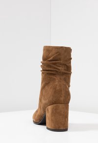Kennel + Schmenger Bottines - camel