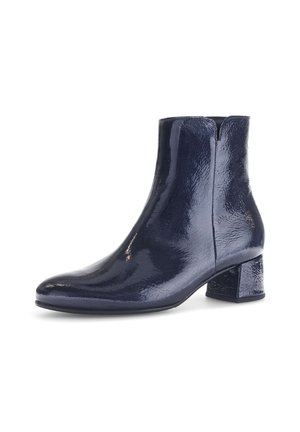 Navy blauwe enkelboots van glanzend materiaal met een blokhak, voorzien van een gladde textuur en een spitse neus.