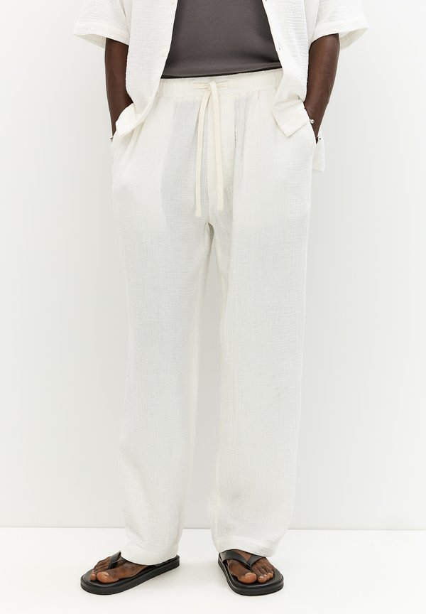 RUSTIC CREPE - Stoffhose