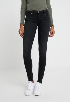 Jeansy Skinny Fit
