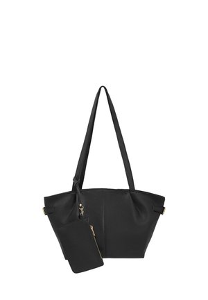 Borsa a tracolla in pelle nera strutturata con lunghi cinturini e pochette con cerniera attaccata, design semplice e strutturato.
