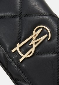 Steve Madden BENDUE - Cross body bag - black/gold