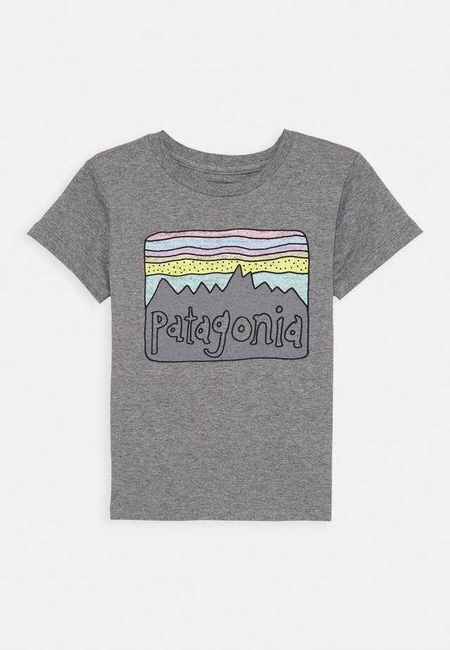 BABY FITZ ROY SKIES UNISEX - T-Shirt print - gravel heather