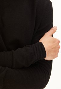 Oscar Jacobson VALTER - Strickpullover - black