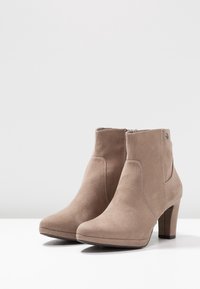 Tamaris Botines - beige