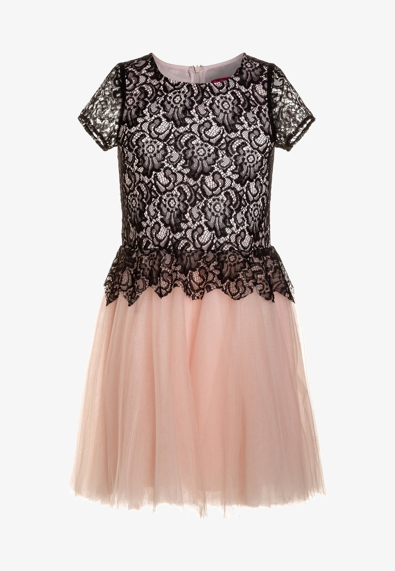 Robe en dentelle noire avec manches courtes, taille peplum à bords festonnés et jupe en tulle rose superposée, dotée d'une fermeture éclair à l'arrière.