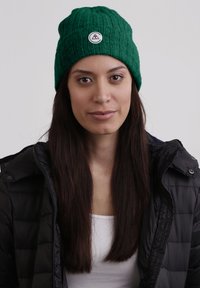 CASH-MERE UNISEX - Čepice - rainforest grün