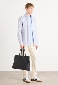 Calvin Klein Camisa elegante - blue dust