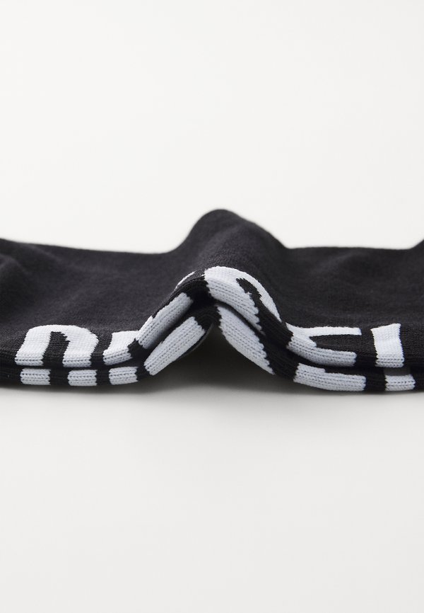 SKM-GOST-THREEPACK 3 PACK - Socks - e41012