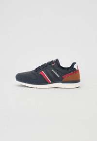 Unselected, navy blazer/barbados cherry