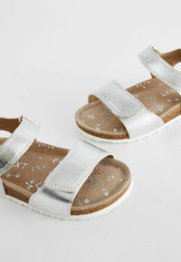 Next WIDE FIT  - Lauflernschuh - silver