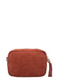 Eckige Tasche aus rostfarbenem Wildleder mit goldenen Beschlägen und einem Quasten-Detail. Sie hat eine glatte Oberfläche und gestickte Kanten.