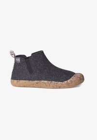 Valittu, black