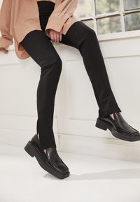 Vagabond Chaussons - black