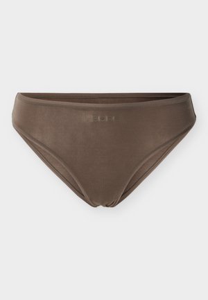 Culottes marron sans couture taille basse pour femmes avec un logo discret au centre devant sur fond uni.