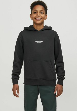 Sweatshirt à capuche noir avec une poche avant, arborant un logo blanc "Originals Studio". Fabriqué en tissu texturé et doux.