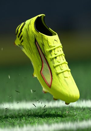 ULTRA 6 ULTIMATE FG - Buty piłkarskie na twardą nawierzchnię