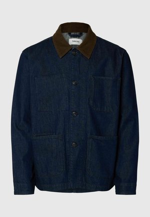 Tumši zila džinsa jaka ar brūnu korduroja apkakli, priekšpuses pogas aizdari un trim plākšņu kabatām.