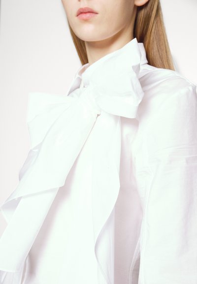 Victoria Beckham WRAP SHIRT DRESS - Φόρεμα πουκάμισο - white