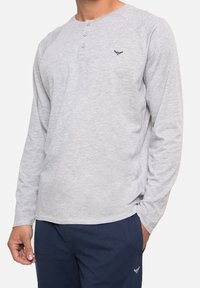 Threadbare Pyjama set - multi