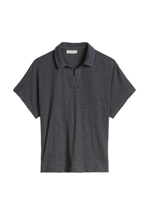 Dunkelgraues kurzärmeliges Poloshirt mit offenem V-Ausschnitt, weicher Stofftextur und lockerer Passform.