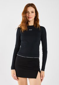 Even&Odd Top dugih rukava - black/white