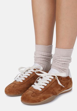 PARK-ERR - Sneaker low - caramel/off white