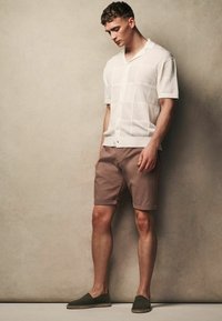 Next REGULAR FIT - Shorts - pink