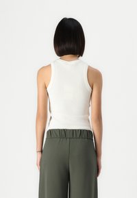 ONLY ONLJEAN STUD TANK  - Top - cloud dancer
