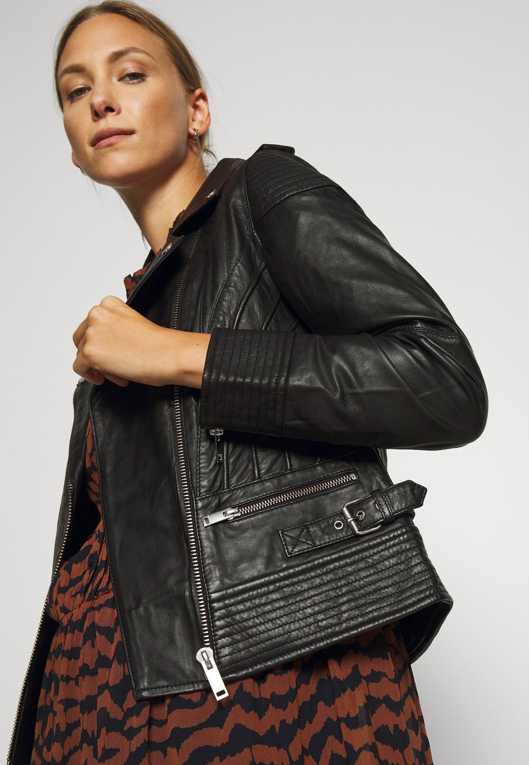 Rich & Royal BIKER JACKET WITH PIPING Leren jas black Rich & Royal BIKER JACKET WITH PIPING Leren jas black