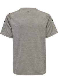 Grå kortärmad T-shirt i mjukt tyg, med rundad halsringning, sömlösa axlar och en enkel design utan synliga logotyper eller mönster.