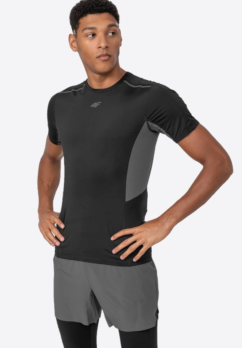 T-shirt A Maniche Corte MAN Con Orlo Curvo | Boohoo - Foto 3