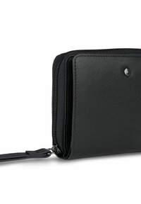 Cartera de cuero negro con una superficie texturizada; cuenta con un cierre de cremallera alrededor y una correa para la muñeca. Presente un acento de hardware en tono plateado.