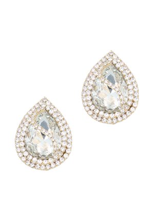 Pareja de pendientes de oro en forma de lágrima, cada uno con una piedra central grande y clara, rodeada por dos filas de piedras más pequeñas y brillantes.