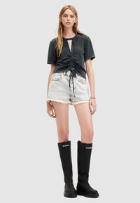 AllSaints GIGI TEE - T-shirts med print - acid washed black