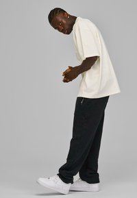 Fast and Bright REAL ONES TEE - T-shirts print - white