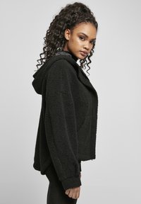Urban Classics LADIES SHORT SHERPA JACKET - Fleecejas - black