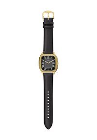 Montre carrée ton or avec un cadran noir texturé, des index en chiffres romains, et un bracelet en cuir noir avec une boucle et des trous d'ajustement.