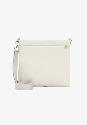 Bolso bandolera rectangular de color crema con correa de tela ajustable y pequeña etiqueta con logo naranja en la esquina superior derecha.