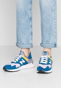 New Balance Sneakers - blue