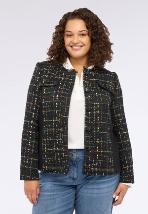 Zwarte tweedjas met kleurrijke draadaccenten, voorzakken en een cropped ontwerp. Textiel met een gestructureerde stof en silhouet.