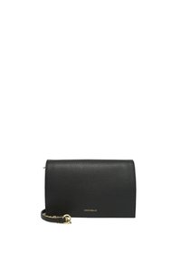 Borsa a tracolla nera in pelle con finitura texturizzata, caratterizzata da un logo dorato, una tracolla a catena removibile e un design rettangolare strutturato.