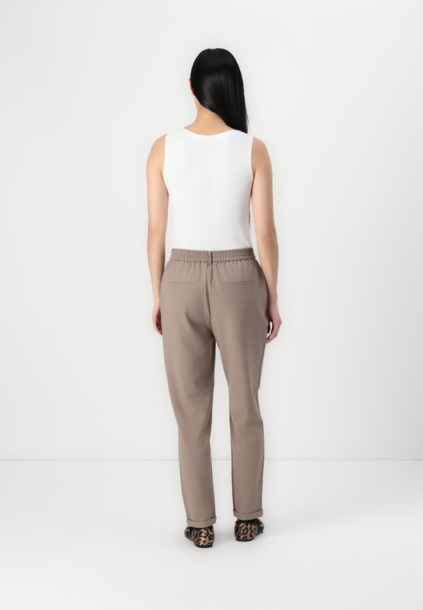 VMMAYA MONE TAILOR  NOOS - Trousers - fossil3