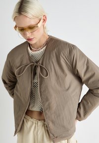 ONLY ONLWENDY BOW JACKET - Jachetă subțire - fungi